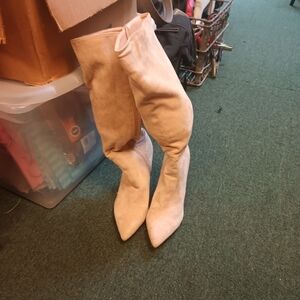 Elegant Cream Knee-High Women's Boots
